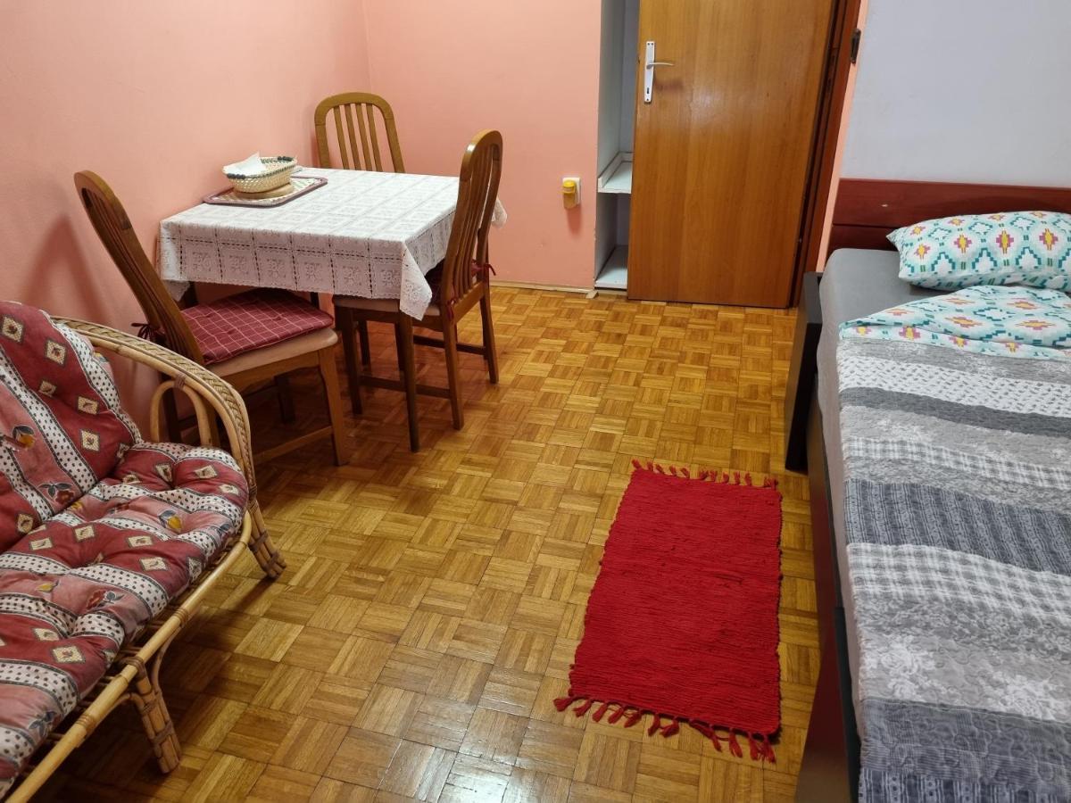 Apartments Jelena Peroj Kültér fotó